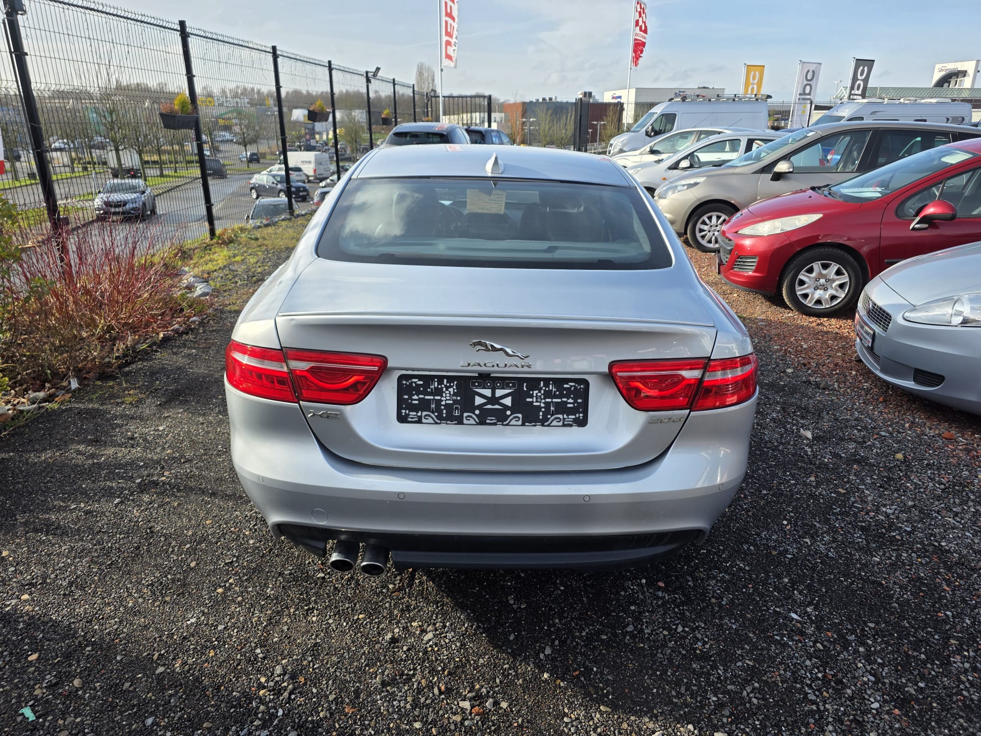 Jaguar XE Performance 2.0D # TVA Déductible # Full Options # 1@ Garantie 11999 – Image 4
