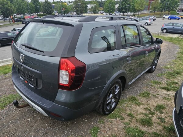 Dacia Logan STEPWAY 0.9i 2017 #1ER PROPRIÉTAIRE #BAS KM #AIRCO #1 AN DE GARANTIE – Image 4