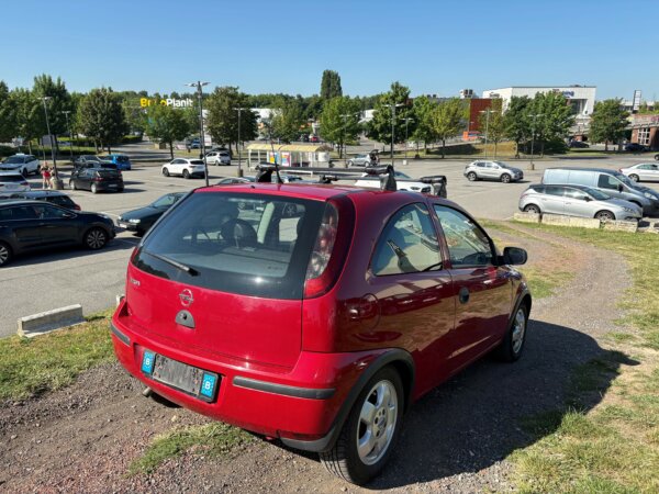 Opel Corsa-C 1.0i 2005 #60.000km !! #A DECOUVRIR #1 AN DE GARANTIE – Image 4