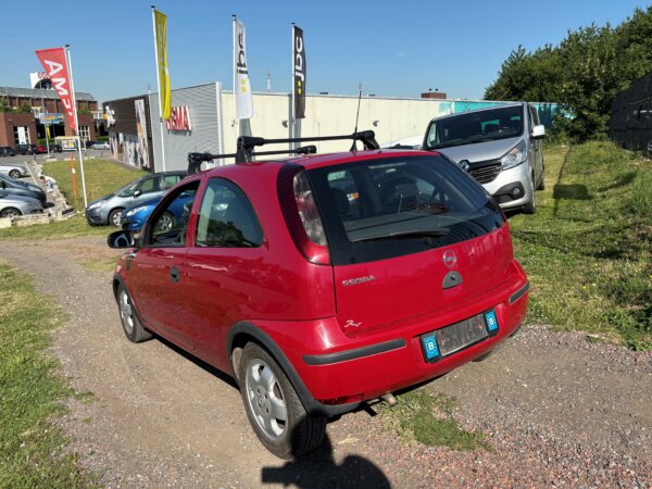 Opel Corsa-C 1.0i 2005 #60.000km !! #A DECOUVRIR #1 AN DE GARANTIE – Image 6