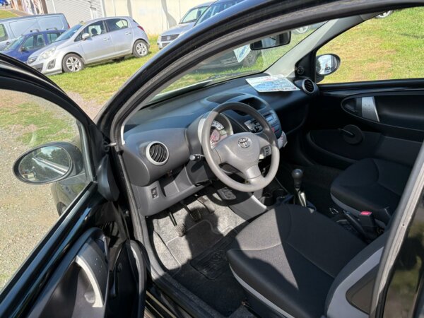 Toyota Aygo 1.0i 2014 #50.000KM #RADIO CD AUX #1 AN DE GARANTIE – Image 9