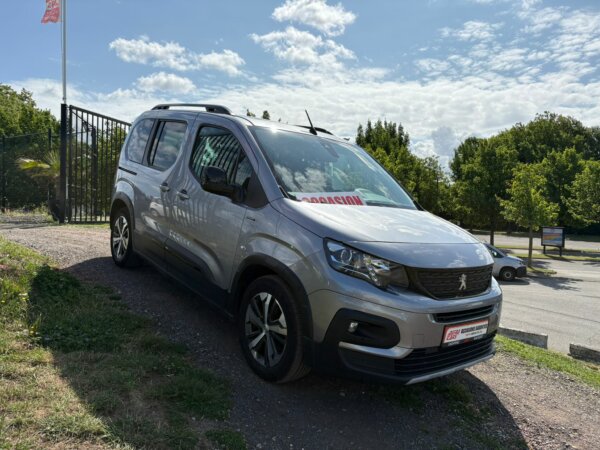 Peugeot Rifter GT-Line 1.2i 2019 #CAMÉRA DE RECUL #AIRCO #1 AN DE GARANTIE – Image 3