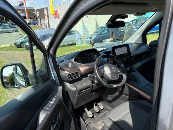 Peugeot Rifter GT-Line 1.2i 2019 #CAMÉRA DE RECUL #AIRCO #1 AN DE GARANTIE – Image 10