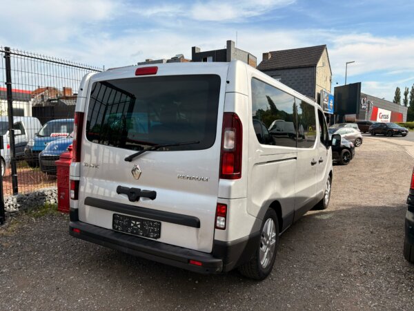 Renault Trafic 1.6 dCi 2017 8P #ÉCRAN #AIRCO #1 AN DE GARANTIE ##RÉSERVÉ## – Image 3