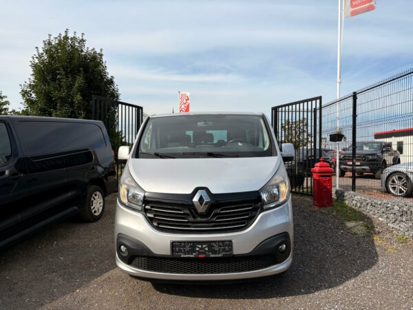 Renault Trafic 1.6 dCi 2017 8P #ÉCRAN #AIRCO #1 AN DE GARANTIE ##RÉSERVÉ## – Image 8