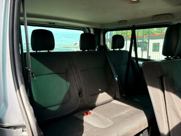 Renault Trafic 1.6 dCi 2017 8P #ÉCRAN #AIRCO #1 AN DE GARANTIE ##RÉSERVÉ## – Image 15
