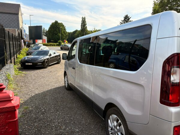 Renault Trafic 1.6 dCi 2017 8P #ÉCRAN #AIRCO #1 AN DE GARANTIE ##RÉSERVÉ## – Image 6