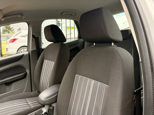 Ford Focus 1.6i 2009 #AIRCO #TÉLÉPHONE #1 AN DE GARANTIE – Image 12