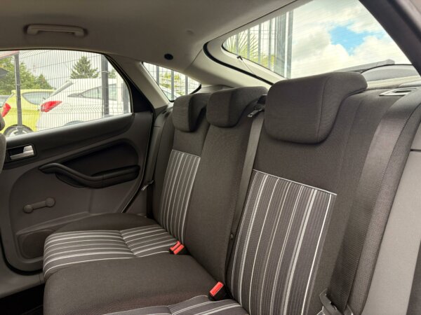 Ford Focus 1.6i 2009 #AIRCO #TÉLÉPHONE #1 AN DE GARANTIE – Image 13