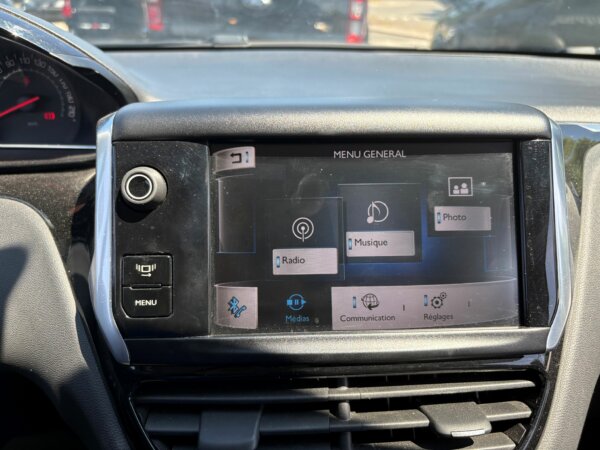 Peugeot 208 1.4i 2012 #1ER PROPRIÉTAIRE #AIRCO #RADAR DE RECUL #1 AN DE GARANTIE – Image 14
