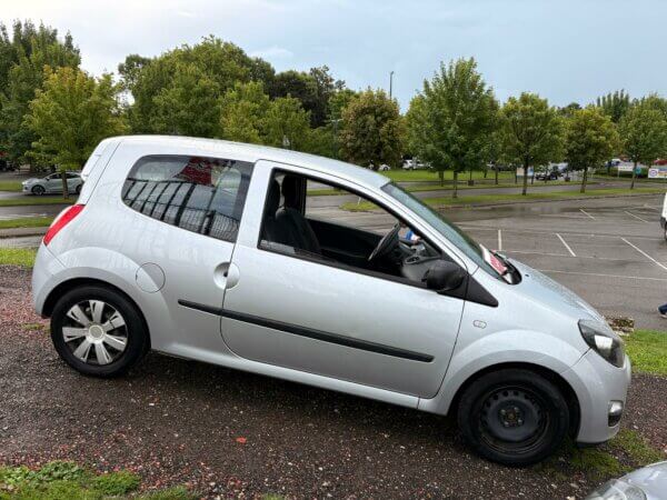 Renault Twingo 1.2i 2012 #96.000KM 1 AN DE GARANTIE – Image 4