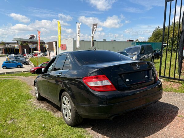 Mercedes-Benz C200 Kompressor 1.8i 2007 #SIÈGES CHAUFFANTS #AIRCO #1 AN DE GARANTIE – Image 7