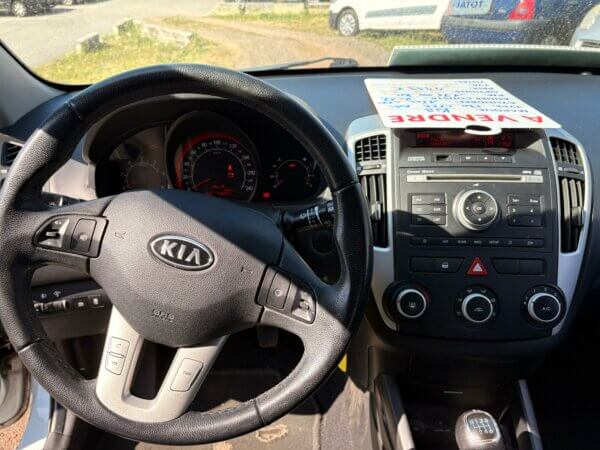 KIA Pro Cee'd 1.6 CRDI 2012 #AIRCO #BLUETOOTH #1 AN DE GARANTIE ##VENDU## – Image 10