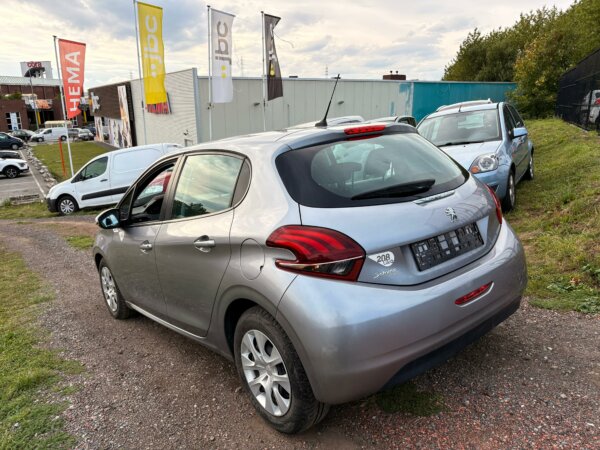 Peugeot 208 LIKE 1.0i 2018 #AIRCO #1 AN DE GARANTIE – Image 6