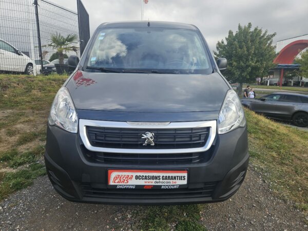 Peugeot Partner 1.6HDI 2017 #AIRCO #RADAR DE STATIONNEMENT #1 AN DE GARANTIE – Image 2