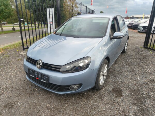 Volkswagen Golf 1.6TDI BlueMotion # GPS # Clim # Garantie # Car-Pass # – Image 2