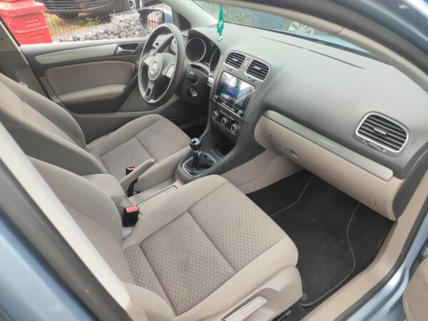Volkswagen Golf 1.6TDI BlueMotion # GPS # Clim # Garantie # Car-Pass # – Image 7