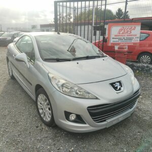 Peugeot 207CC 1.6i # Garantie # Clim # CABRIOLET # Car-Pass #