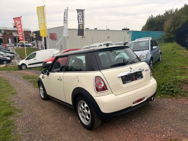 Mini Cooper D 1.6D 2011 #AIRCO #SIÈGES CHUAFFANTS #1 AN DE GARANTIE – Image 7
