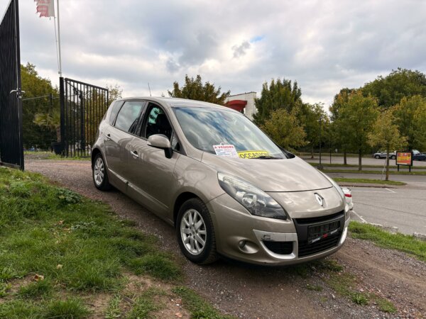 Renault Scénic 1.6 dCi 2010 #AIRCO #NAVIGATION #1 AN DE GARANTIE – Image 3
