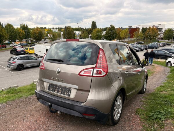 Renault Scénic 1.6 dCi 2010 #AIRCO #NAVIGATION #1 AN DE GARANTIE – Image 5