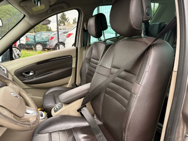 Renault Scénic 1.6 dCi 2010 #AIRCO #NAVIGATION #1 AN DE GARANTIE – Image 10