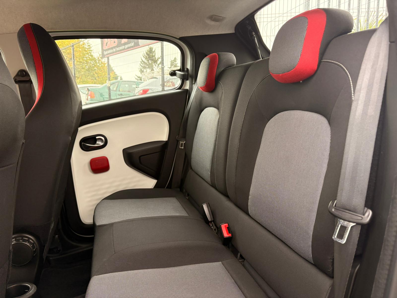 Renault Twingo 1.0i 2014 #AIRCO #TELEPHONE #1 AN DE GARANTIE ##VENDU## – Image 13