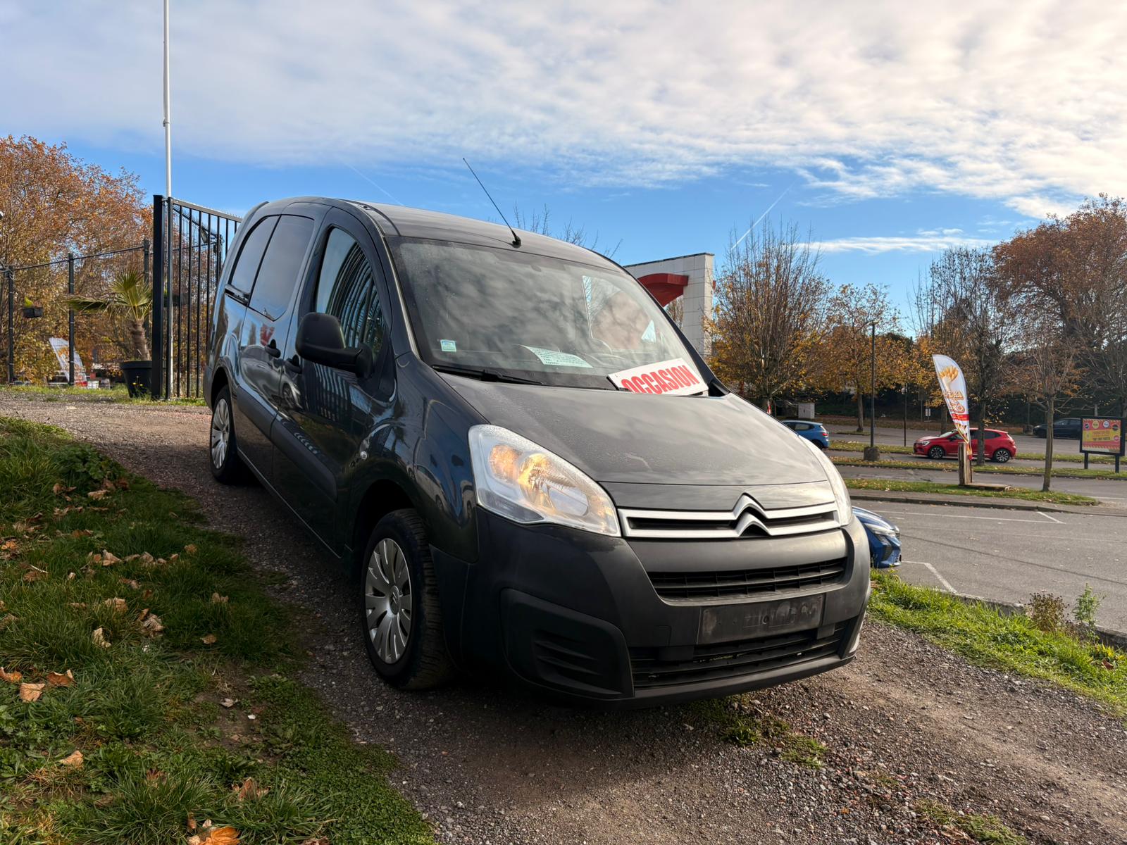 Citroën Berlingo XL 1.6HDI 2016 #AUTOMATIQUE #BLUETOOTH #1 AN DE GARANTIE – Image 3