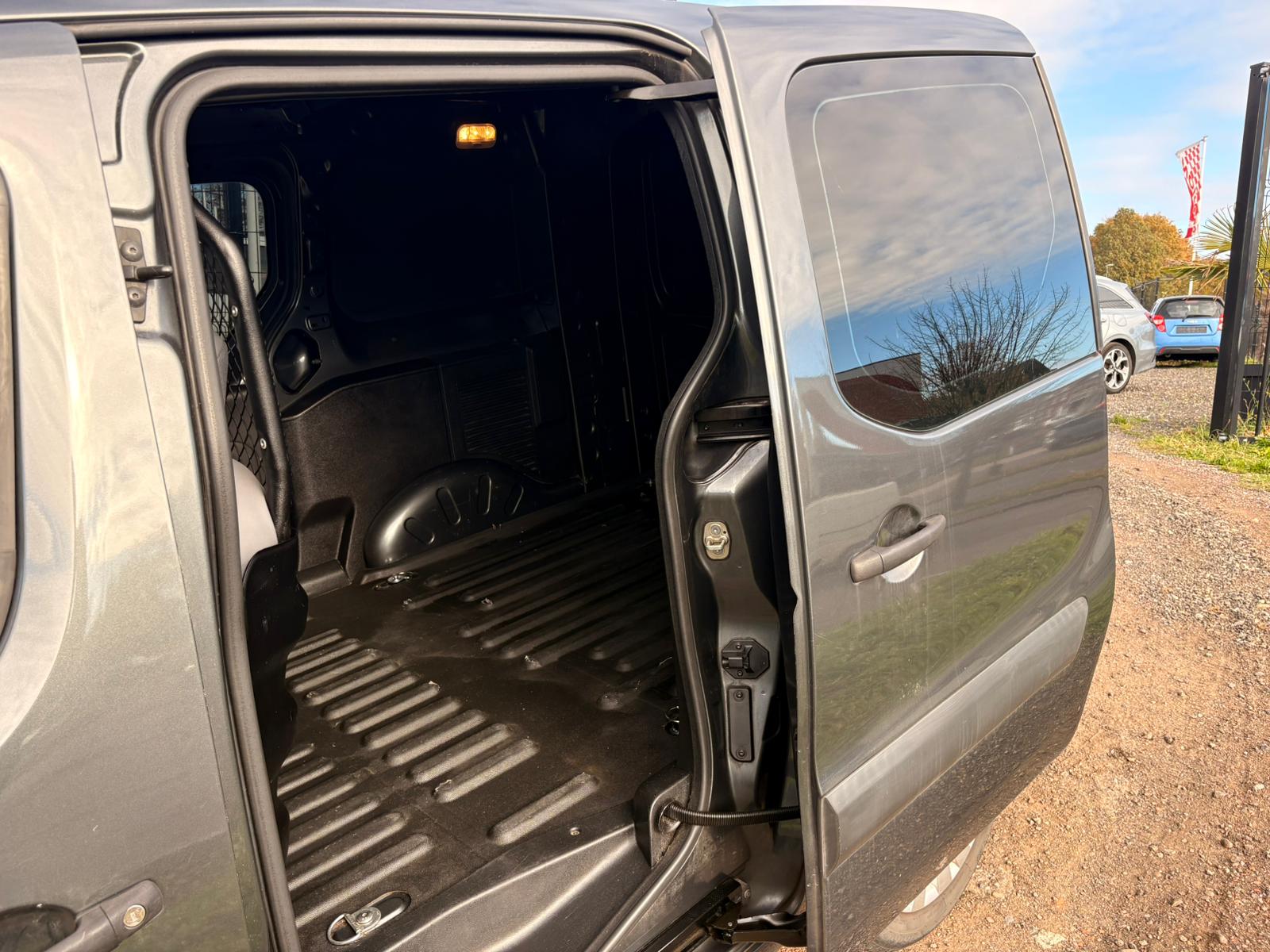 Citroën Berlingo XL 1.6HDI 2016 #AUTOMATIQUE #BLUETOOTH #1 AN DE GARANTIE – Image 9