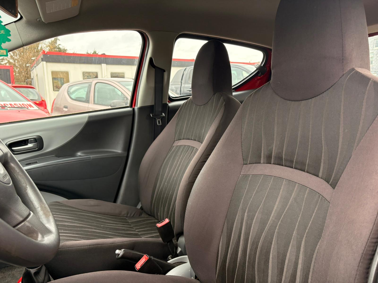 Nissan Pixo 1.0i 2010 #1 AN DE GARANTIE – Image 9