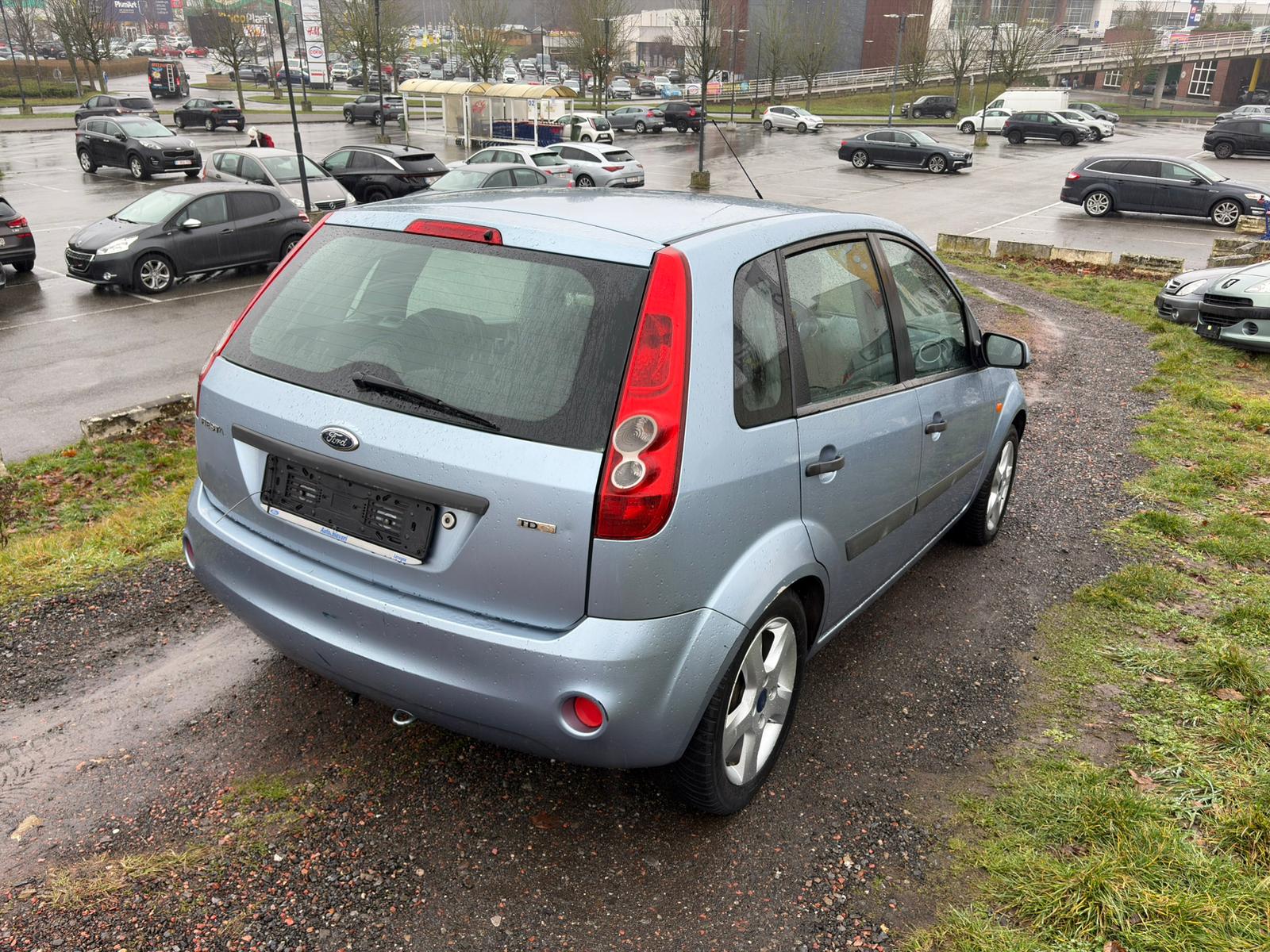 Ford Fiesta 1.4 TDCi 2006 #ÉCRAN #AIRCO #1 AN DE GARANTIE – Image 5