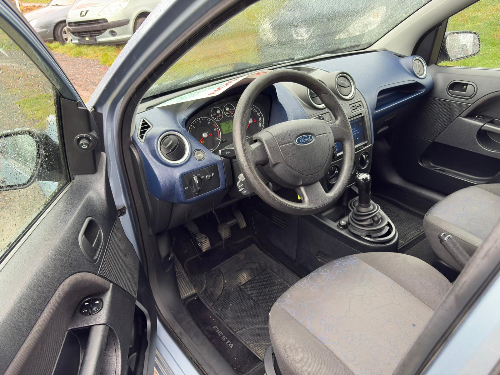 Ford Fiesta 1.4 TDCi 2006 #ÉCRAN #AIRCO #1 AN DE GARANTIE – Image 8