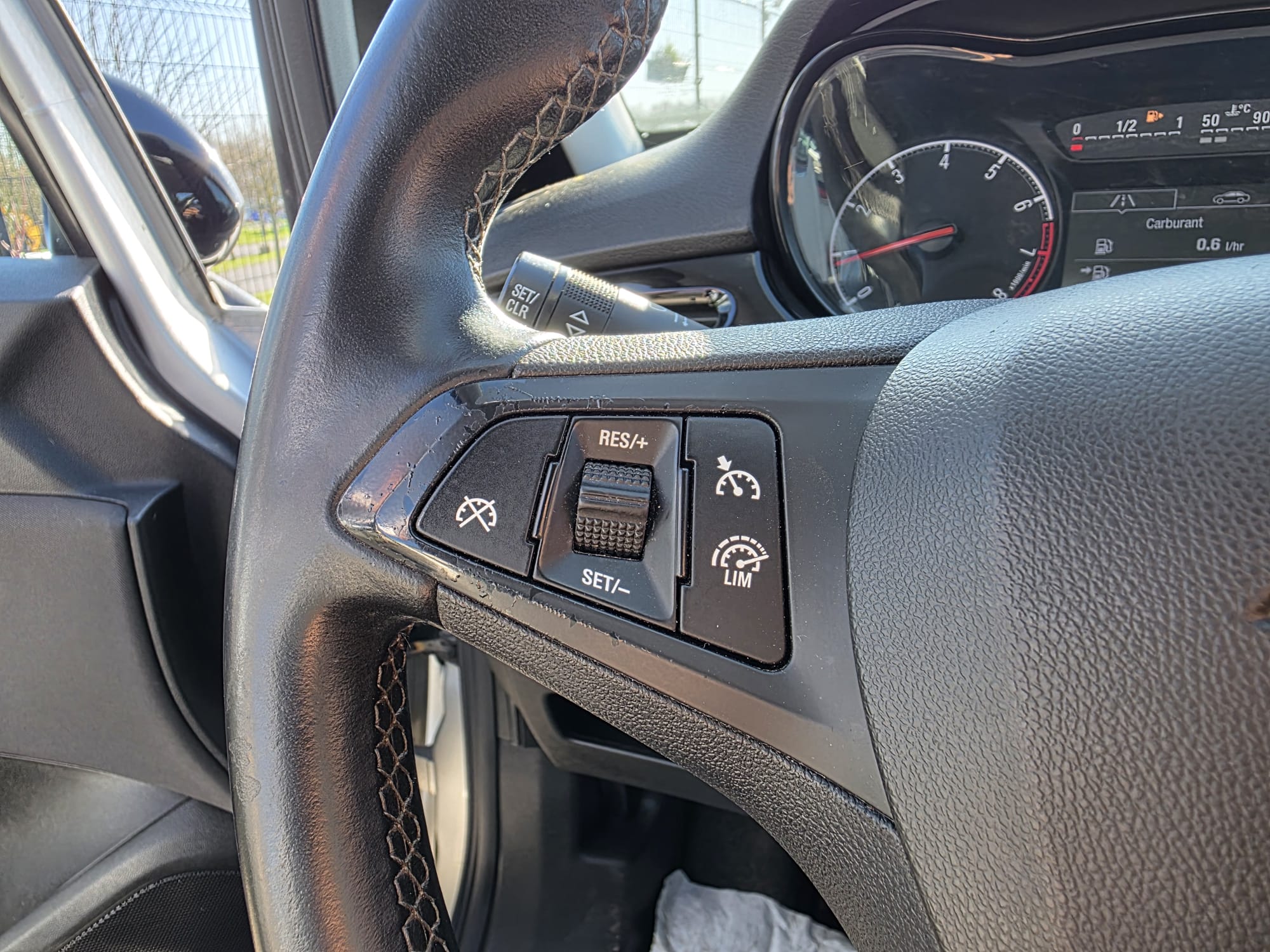 Opel Corsa 1.0i 2015*BLACK EDITION*GARANTIE 1 AN* – Image 8