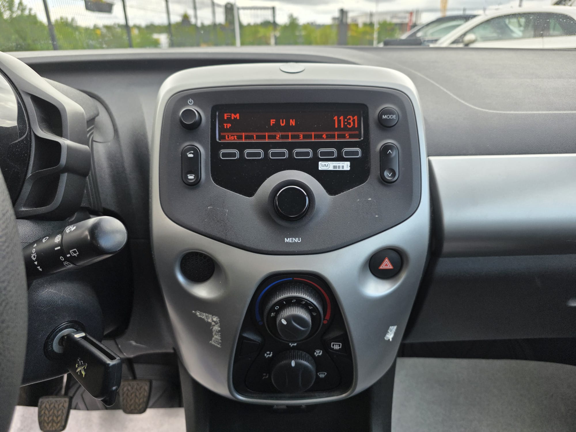 Peugeot 108 1.0VVTI 2014 69ch *GARANTIE 1 AN – Image 12