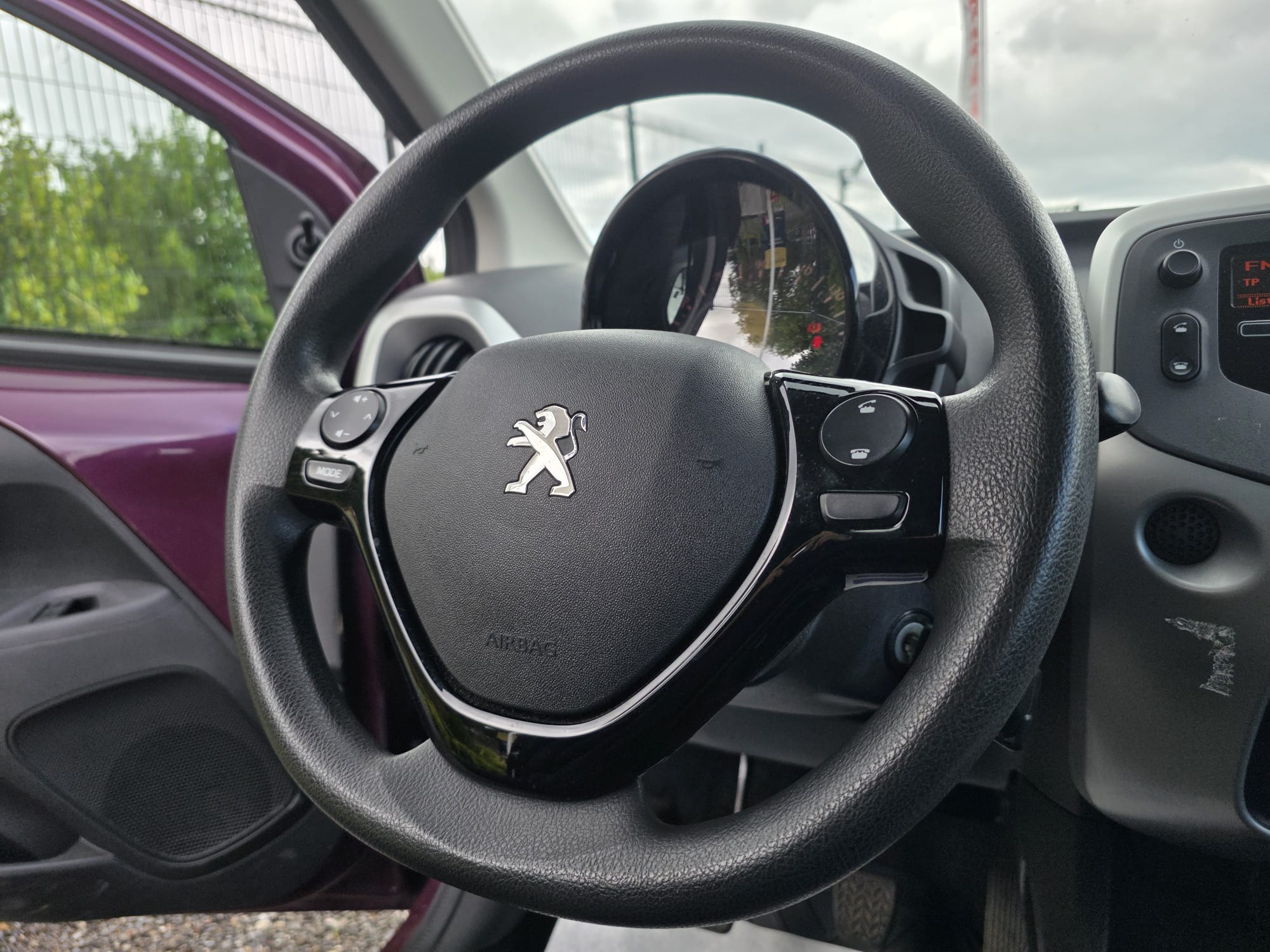 Peugeot 108 1.0VVTI 2014 69ch *GARANTIE 1 AN – Image 11