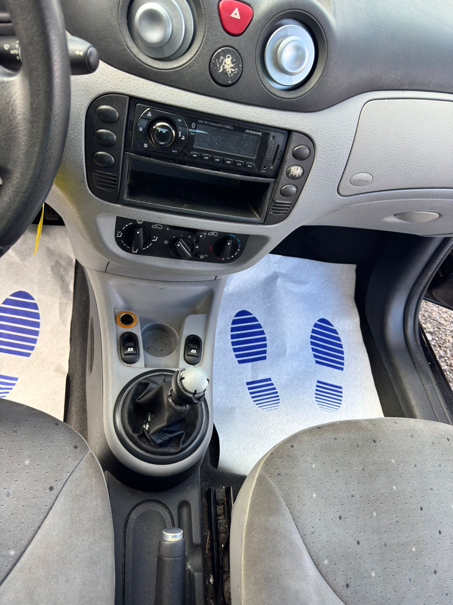 Citroën C3 1.1i 2005 #BLUETOOTH #BARRES DE TOIT #140.000KM – Image 11