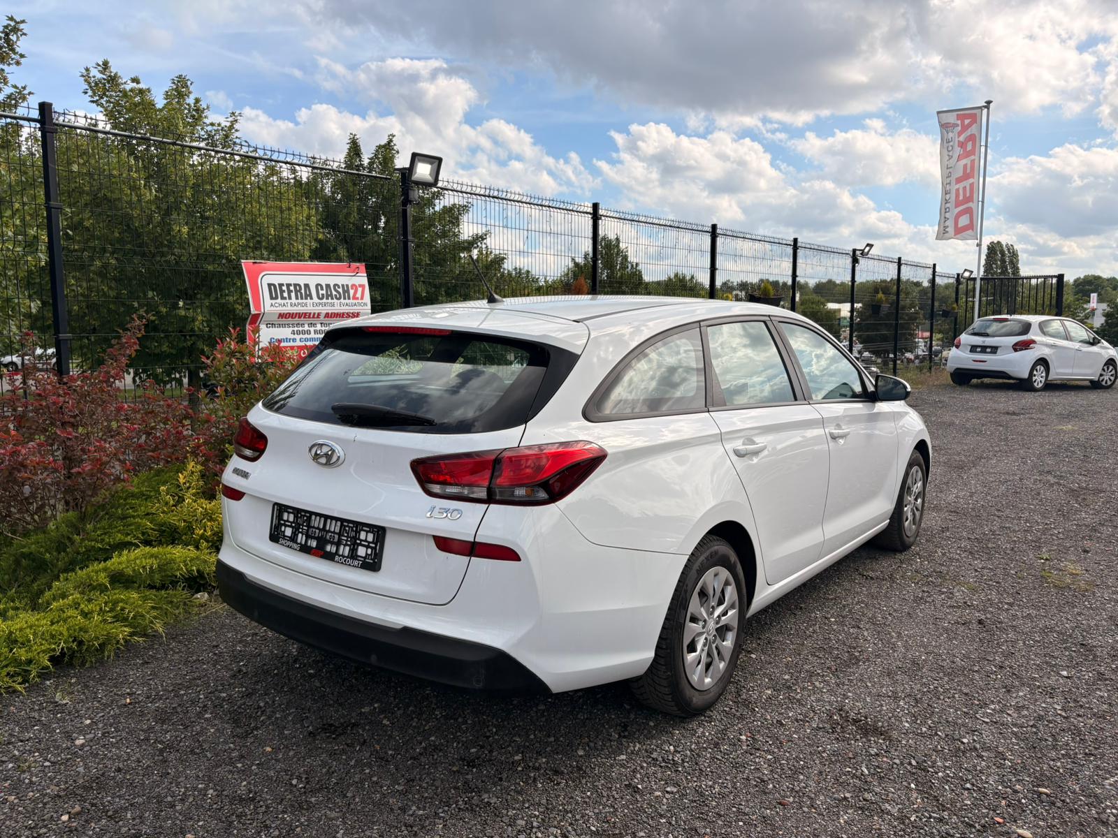 Hyundai i30 1.4i 100ch 2019 *Garantie 1 An – Image 3