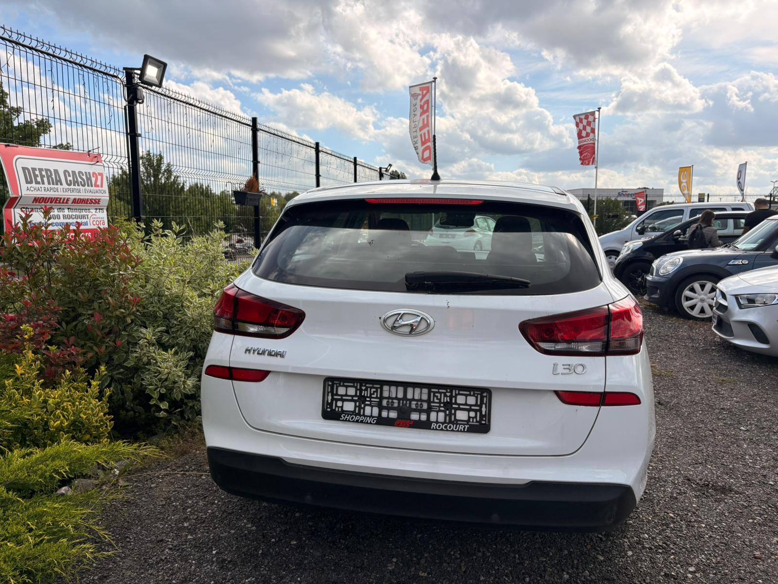 Hyundai i30 1.4i 100ch 2019 *Garantie 1 An – Image 4