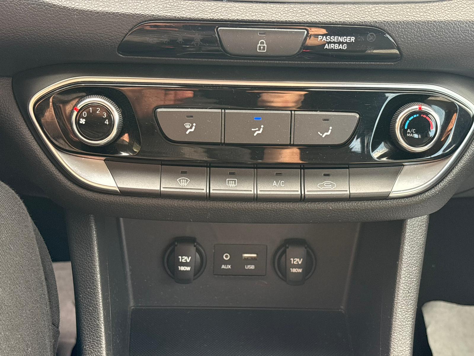 Hyundai i30 1.4i 100ch 2019 *Garantie 1 An – Image 14