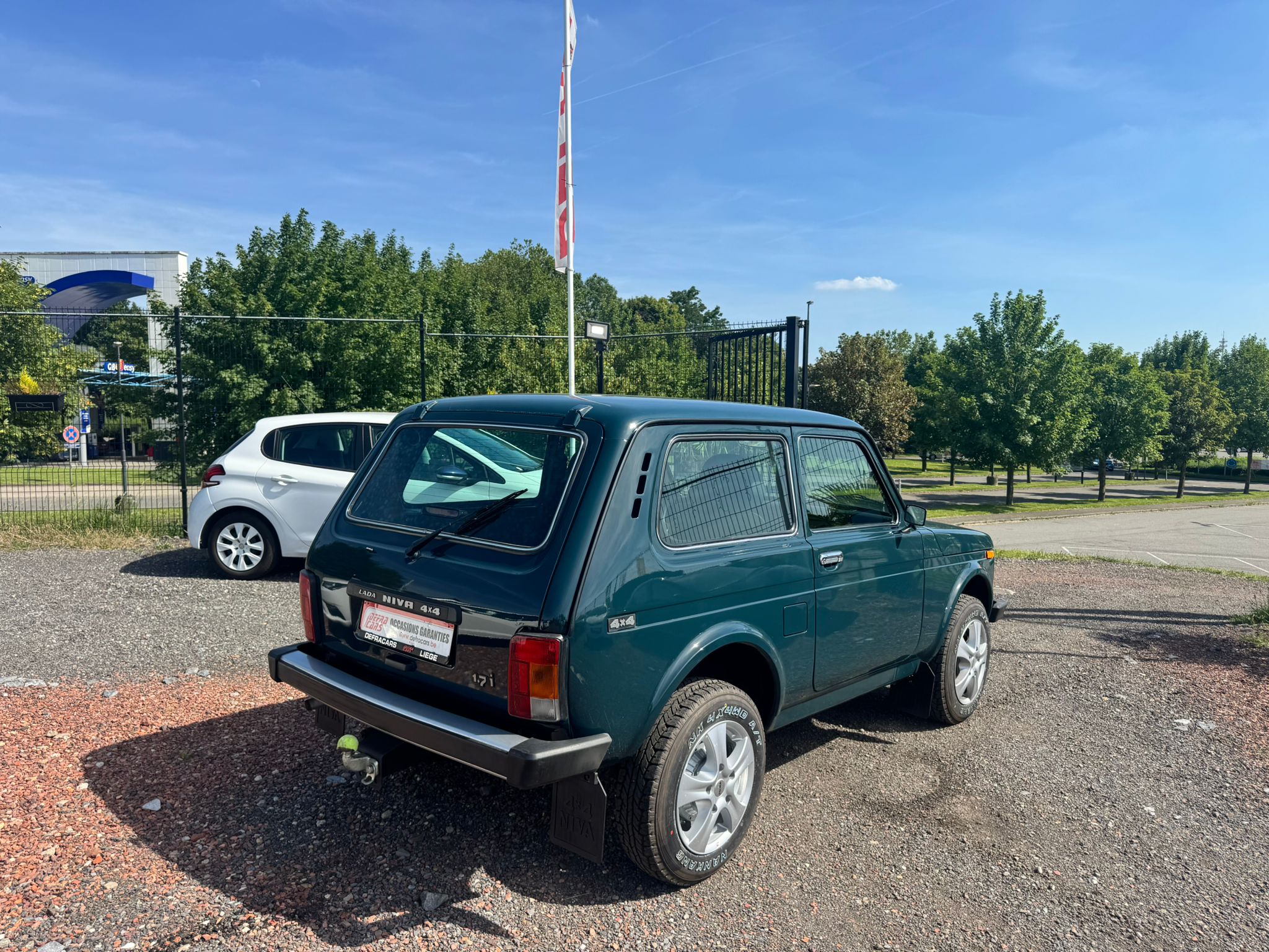 Lada Niva 4x4 *15.000km!!*1er propriétaire – Image 4