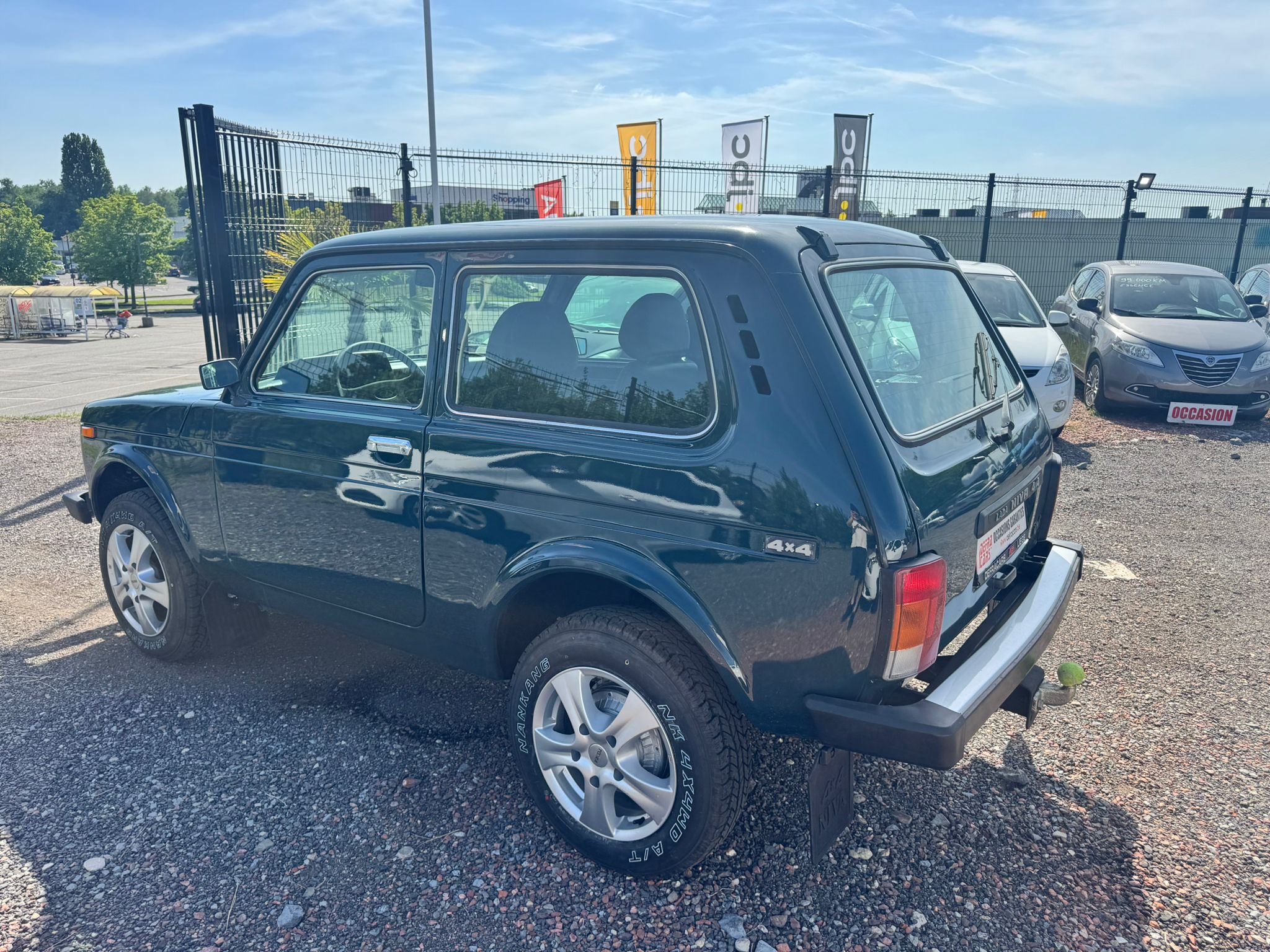 Lada Niva 4x4 *15.000km!!*1er propriétaire – Image 6