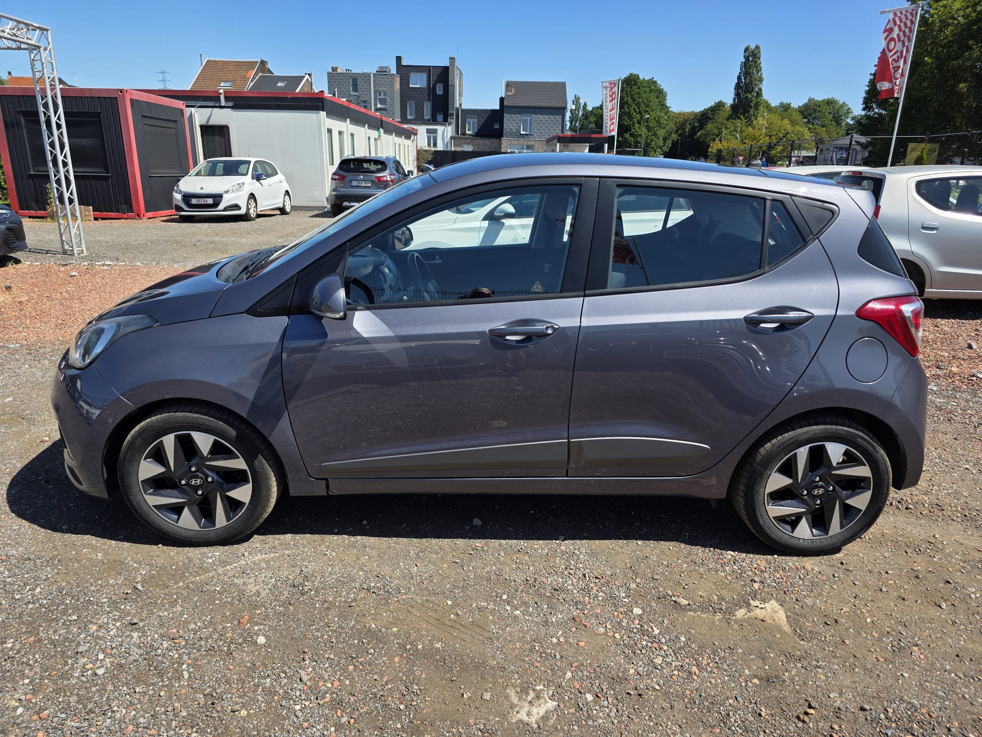 Hyundai i10 1.0i 66ch 2016 74.816KM *AIRCO*BLUETOOTH*CAPTEURS*JANTES*GARANTIE 12 MOIS – Image 8