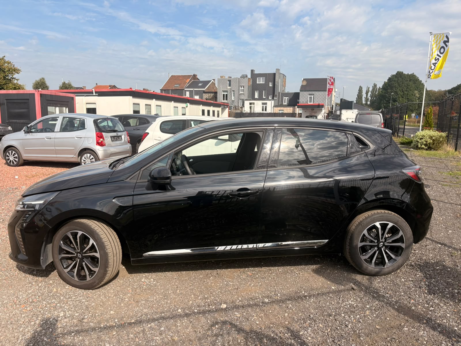 Renault Clio V Phase II 1.0 TCe Techno 2025 #9.961 KM !!! #1ER PROPRIÉTAIRE #ÉTAT NEUF – Image 12