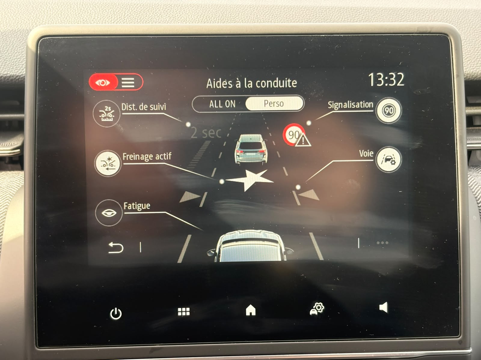 Renault Clio V Phase II 1.0 TCe Techno 2025 #9.961 KM !!! #1ER PROPRIÉTAIRE #ÉTAT NEUF – Image 21
