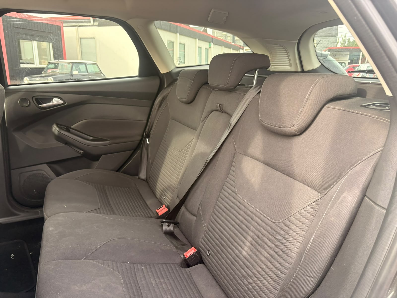 Ford Focus Break 1.5Tdci 120CH 2015 *Garantie 1 An – Image 13